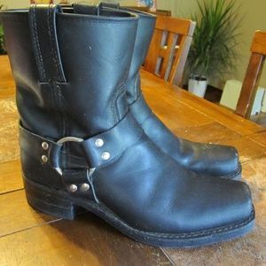 Frye Ladies Pull-on Harness Square Toe Woman's 8.5 Black Leather Boots